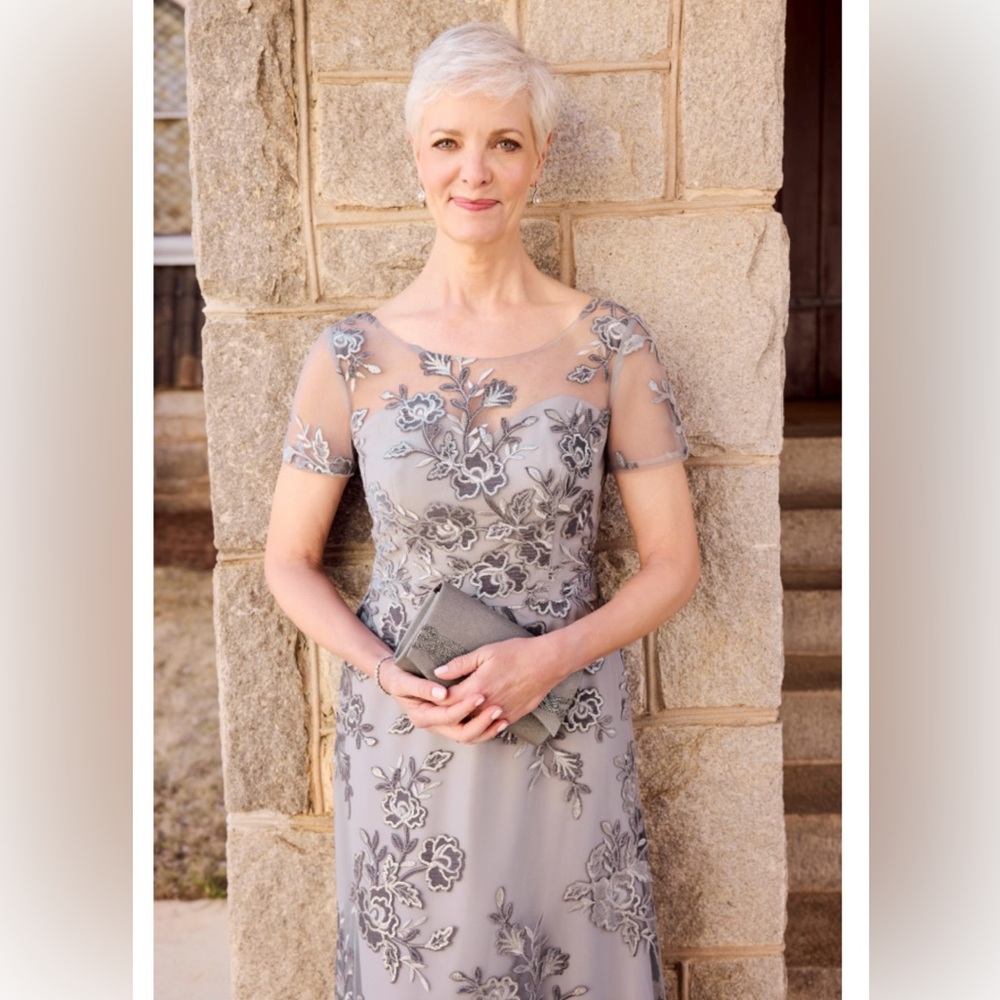 ($300) Oleg Cassini NWT Gray/Silver Embroidered Formal Dress - Picture 3 of 6